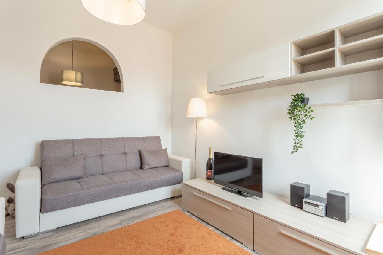 Verdi 185 By Pleiades Home Livorno Exterior foto
