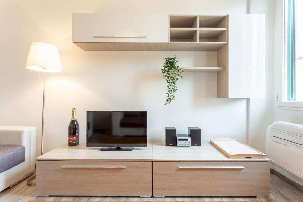 Verdi 185 By Pleiades Home Livorno Exterior foto